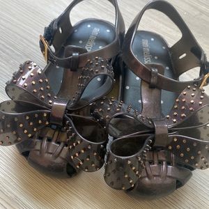 Mini Melissa, T9. Black iridescent soft soled sandals. New w/o tags